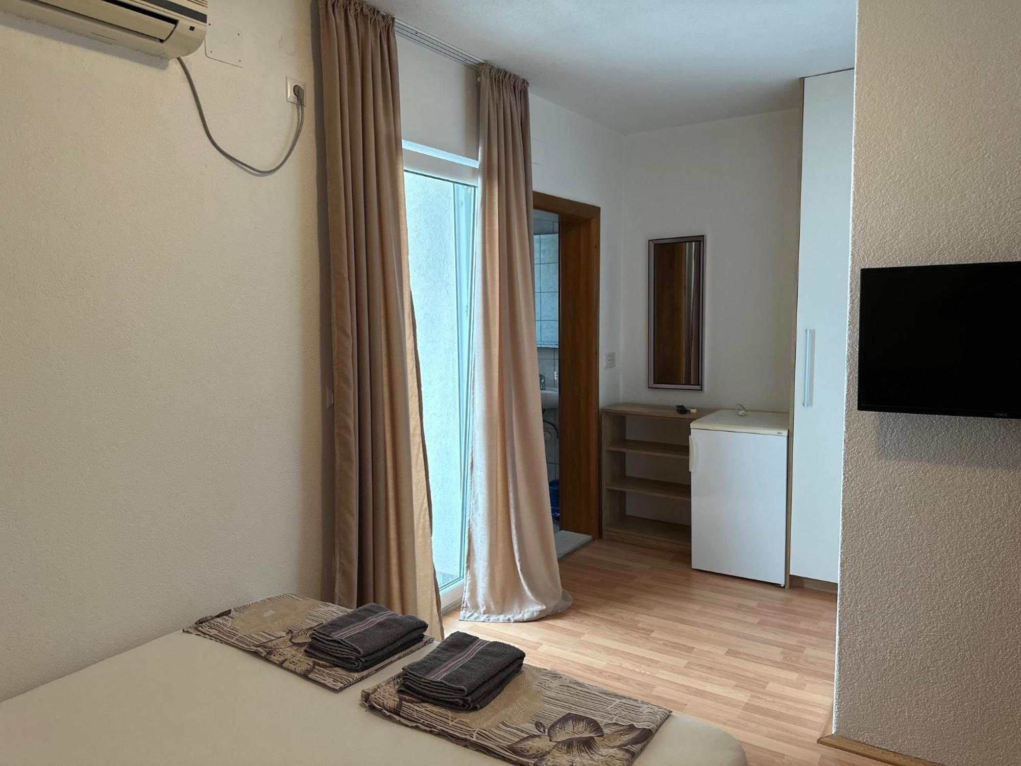 Royal Apartments Неум Екстер'єр фото