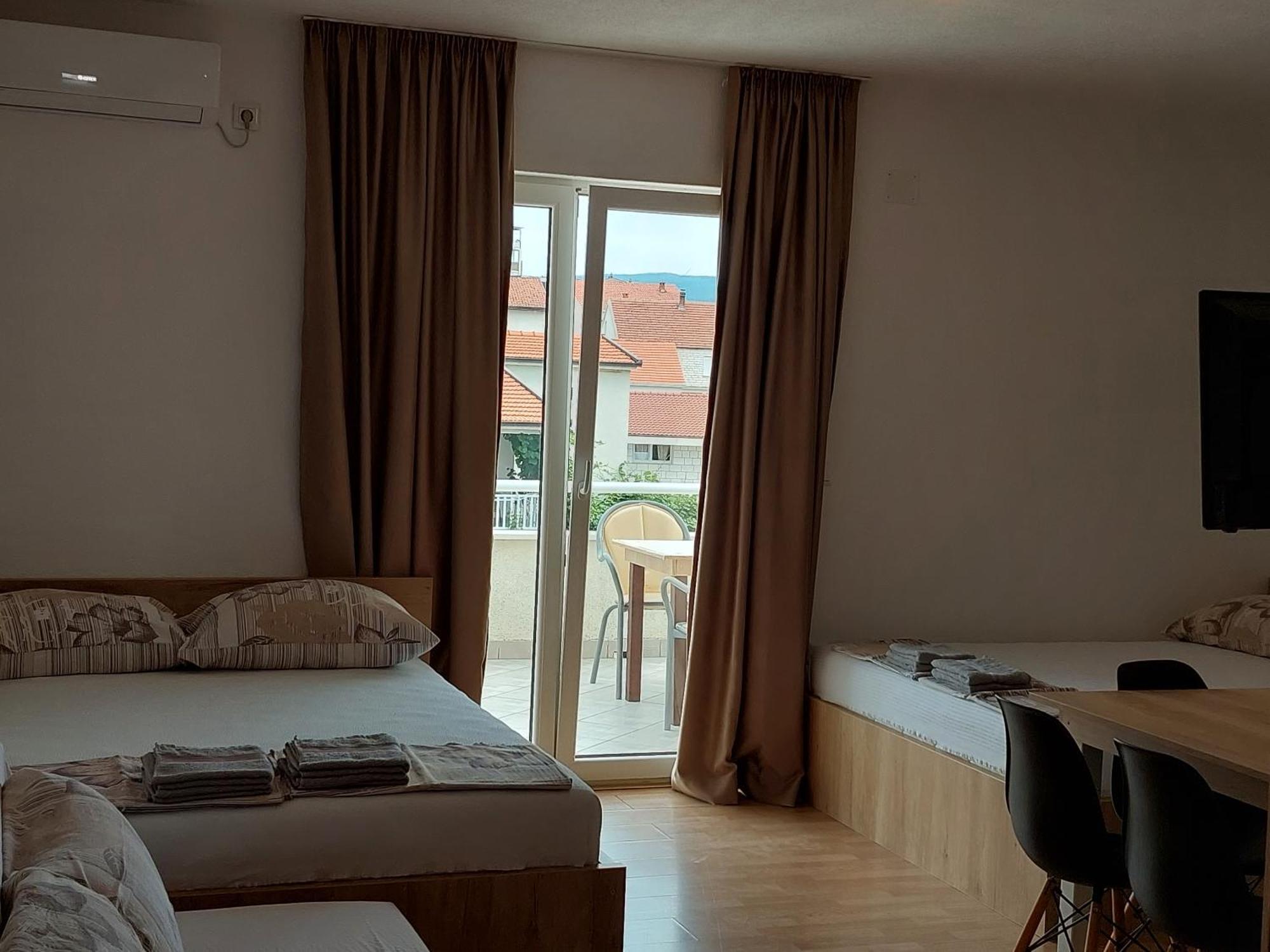Royal Apartments Неум Екстер'єр фото