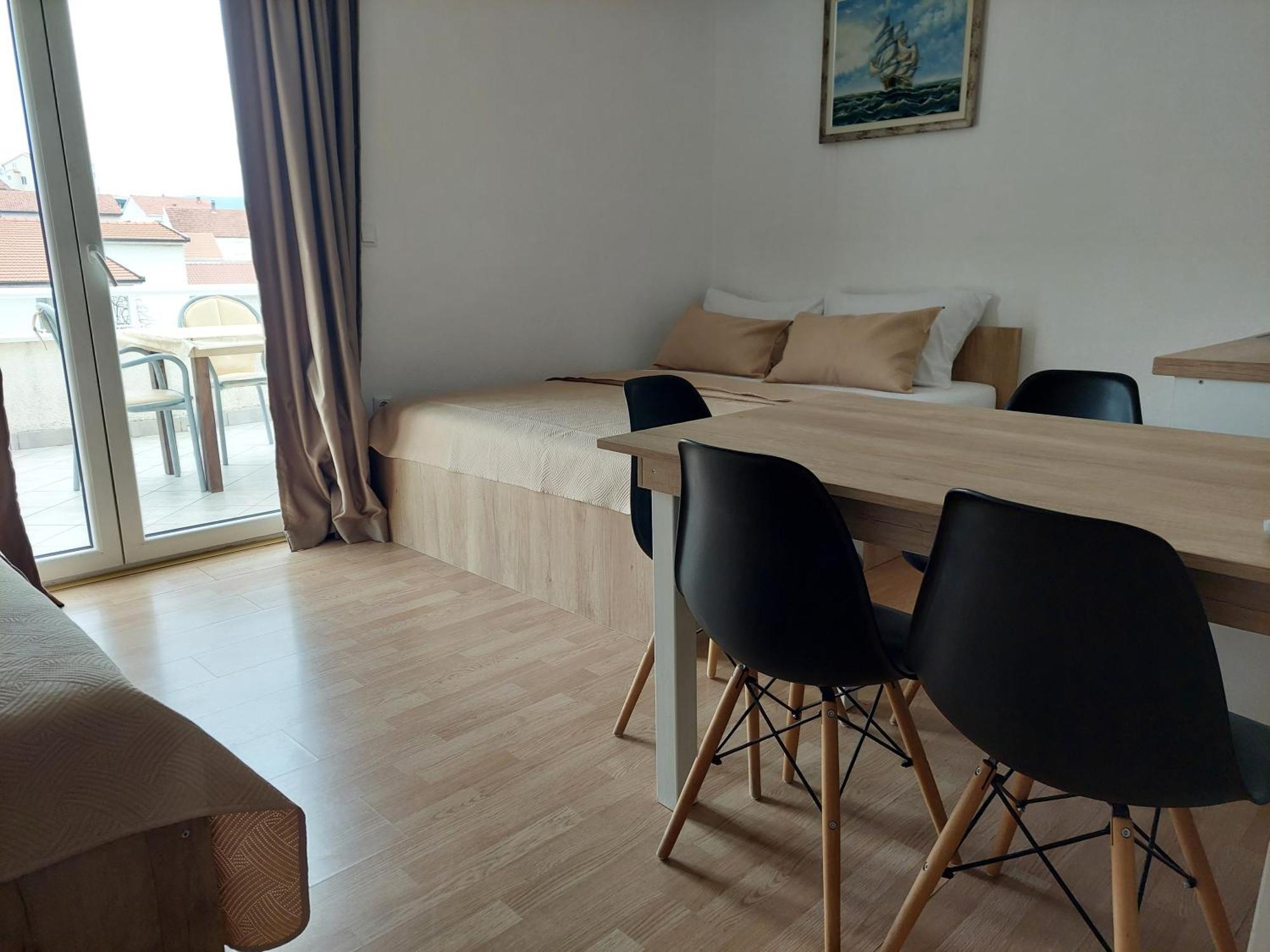 Royal Apartments Неум Екстер'єр фото
